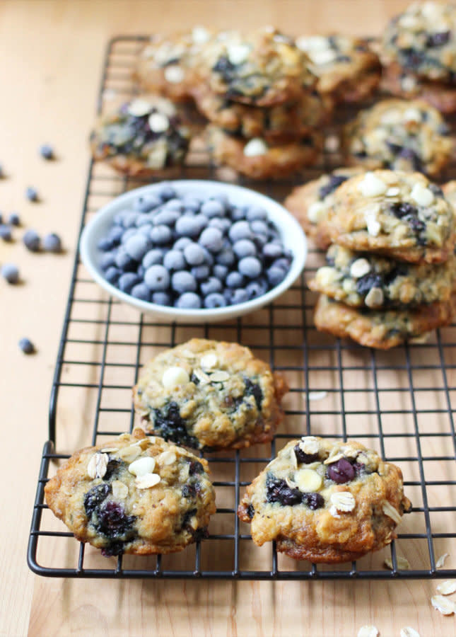 <strong>Get the <a href="http://foodnouveau.com/recipes/desserts/cookies/oats-white-chocolate-wild-blueberry-cookies/" target="_blank">Oats, White Chocolate, and Wild Blueberry Cookies recipe</a>&nbsp;from Food Nouveau</strong>