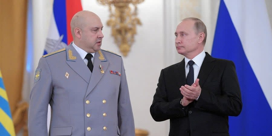 Sergei Surovikin and Vladimir Putin