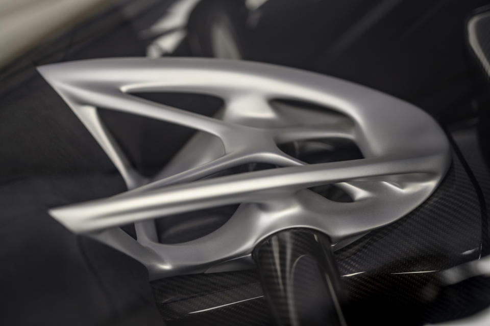 Czinger-teases-21C-s-additive-manufacturing-parts-including-steering-wheel-node-and-carbon-fibre-chassis-structure.jpg