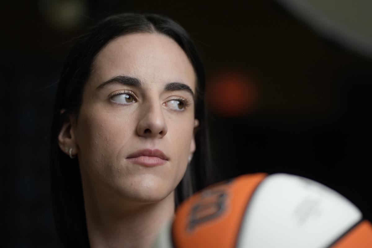 Caitlin Clark scores 21 points in her WNBA debut for the Indiana Fever against the Dallas Wings in a preseason game, falling short in a close match