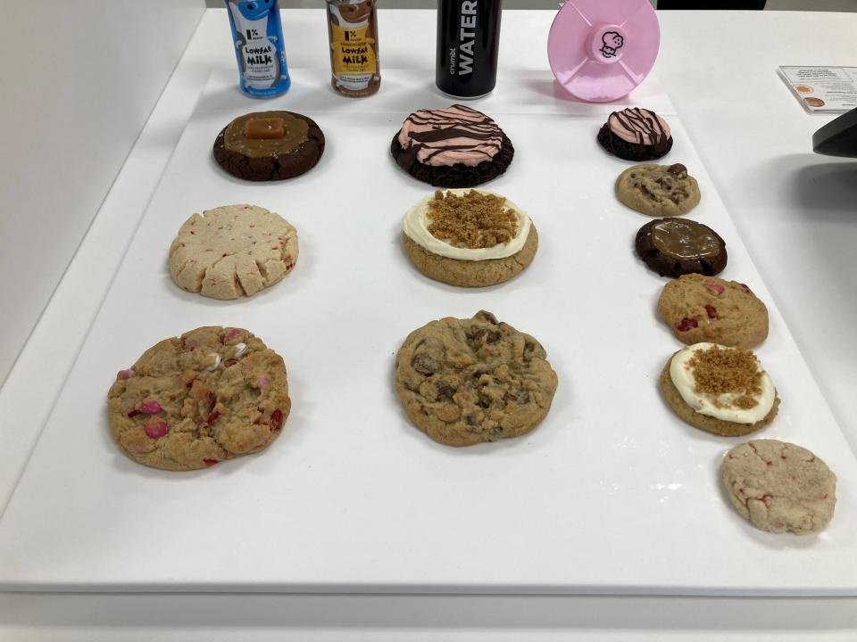 Crumbl Cookies has a rotating menu of more than 200 different flavors. The Heath location's initial menu includes milk chocolate chip, original featuring red and pink M&Ms for Valentine's Day, chocolate covered strawberry, confetti, chocolate caramel and New York cheesecake.