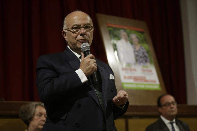 Bernard Cazeneuve photographié en Corrèze lors des élections législatives au mois de juin (illustration)