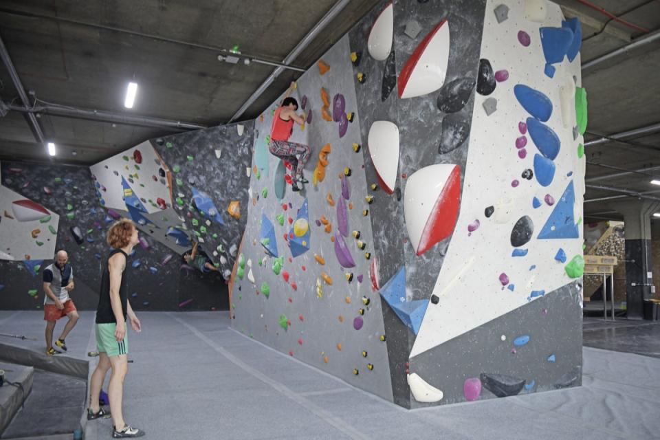 Climbing at Stronghold o n Fountayne Road (Daniel Lynch)