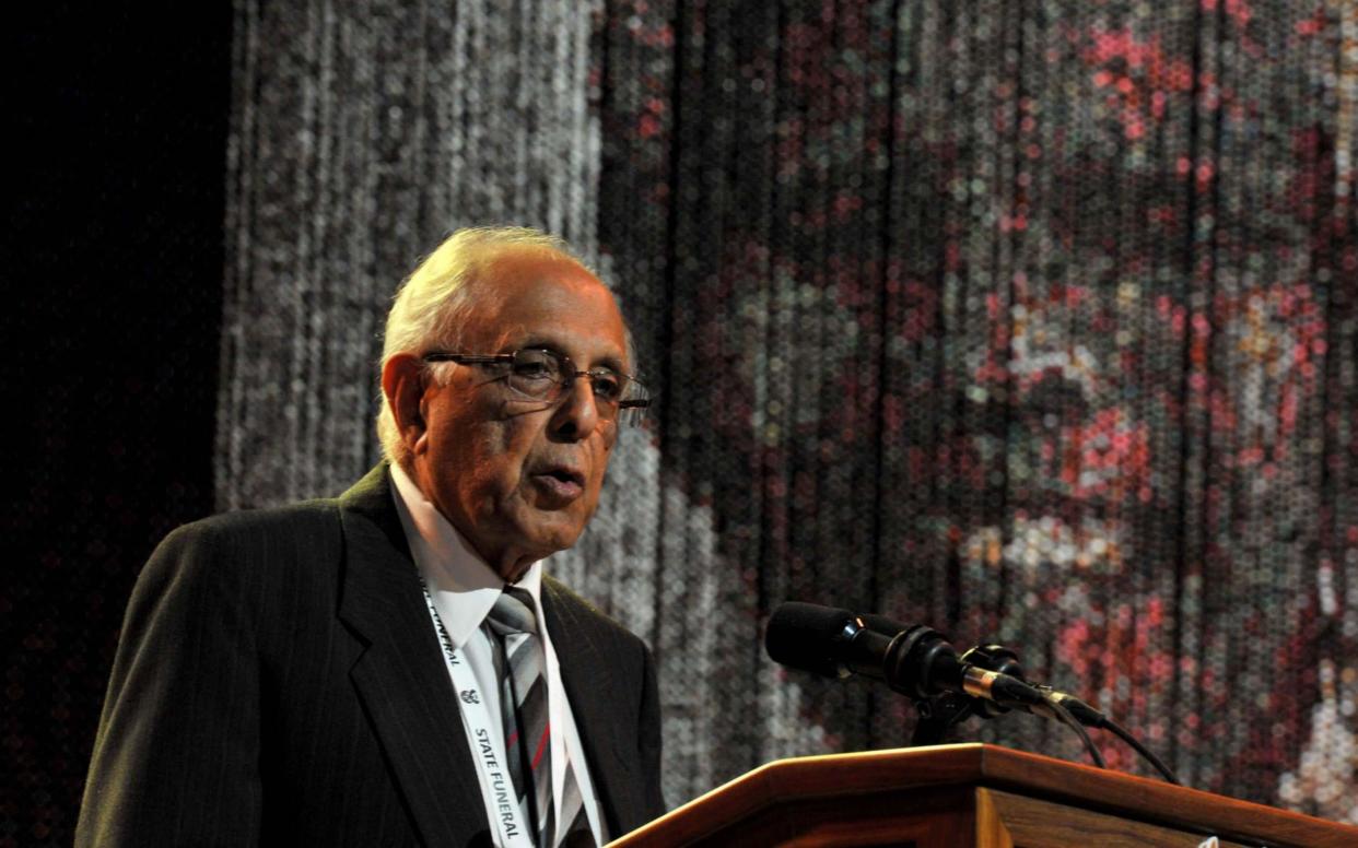 Ahmed Kathrada has died  - GCIS HANDOUT