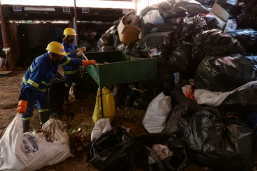 Mountaineers warn that this year's clean-up collected just a fraction of the rubbish on Mount Everest