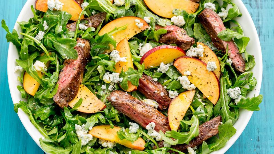 balsamic grilled steak salad with peaches