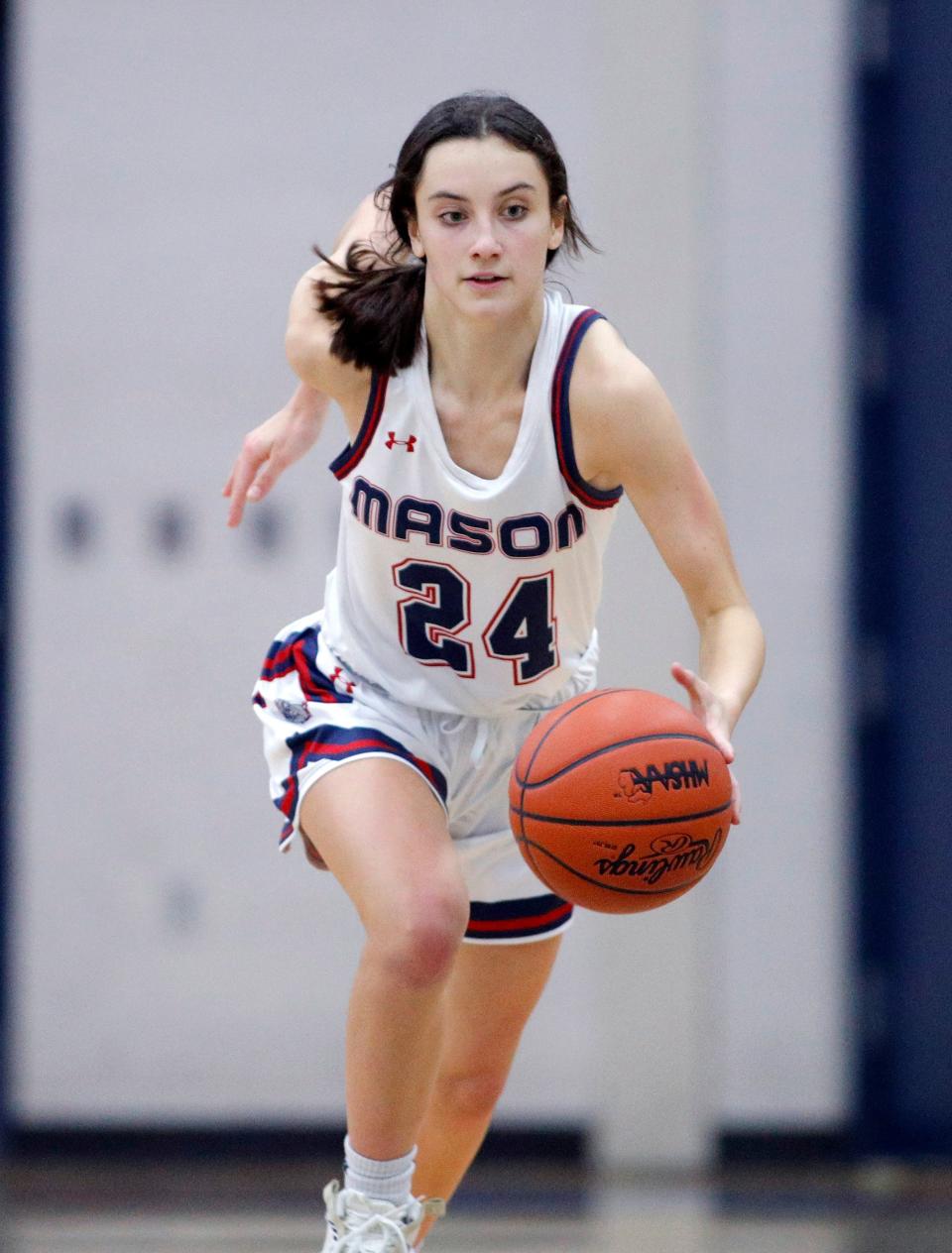 Mason's Jocelyn Shattuck runs up court against St. Johns, Friday, Jan. 6, 2023, in Mason.