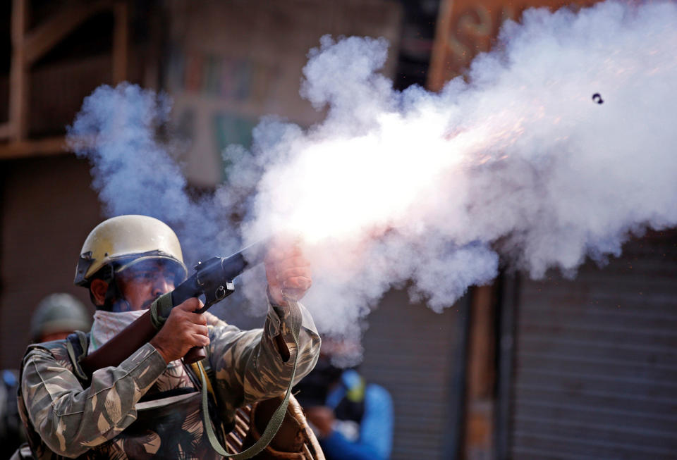 Tear gas in Kashmir