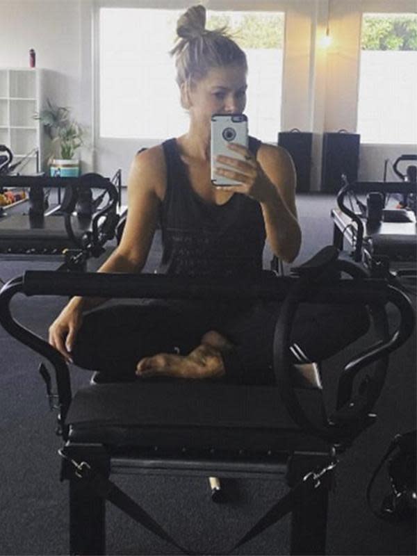 <p>"Last minute workout before the #Logies @kxpilates #Hampton... for all my Red Carpet ready secrets look out tonight on Natbass.com for all my tips and tricks."</p>