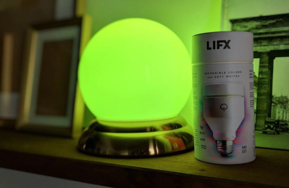 La bombilla Lifx puede mostrar el color que quieras – Alexandra Guerrero