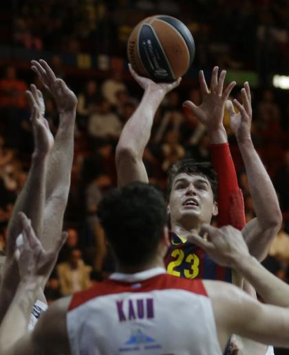 Mario Hezonja takes a shot. (AP)