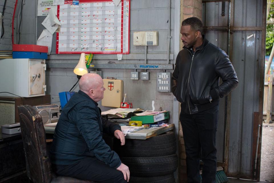 Tuesday, April 17: Vincent hatches his plan to entrap Phil