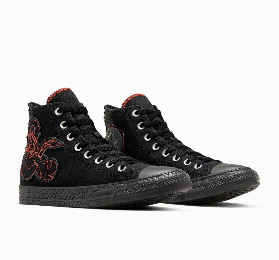 Dungeons and Dragons converse collection 11