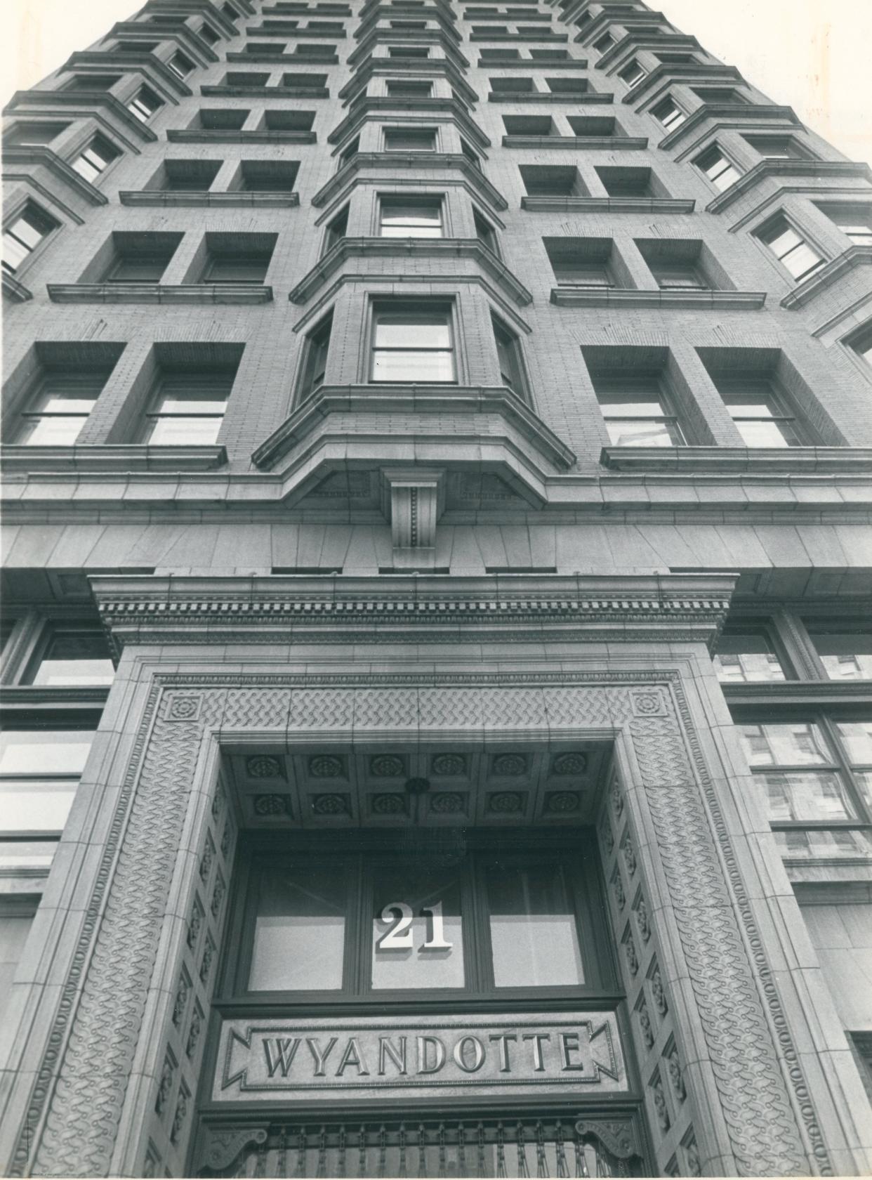 The Wyandotte Building, 21 W. Broad St.