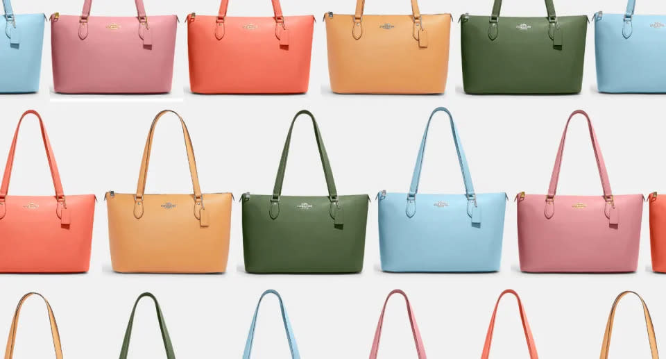 Ahorra un 60 % en el bolso tote Gallery de Coach Outlet y descubre otras novedades para esta primavera.
