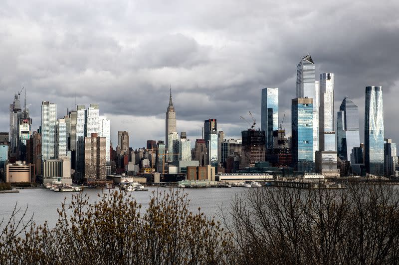 FILE PHOTO: FILE PHOTO: A view of Manhattan and the Hudson River during the outbreak of the coronavirus disease (COVID-19) in New York City as seen from Weehawken