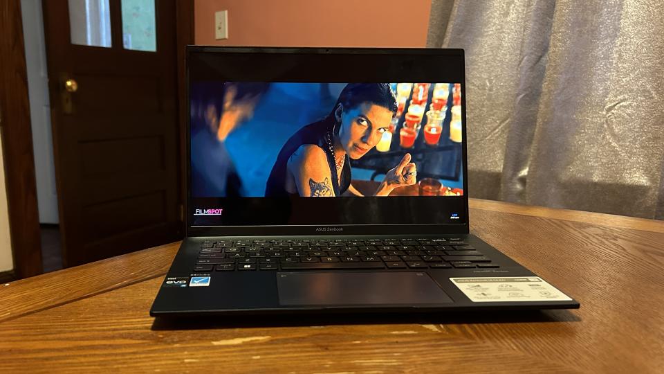 Asus Zenbook 14 (Q409ZA) OLED I review laptops for a living – this is the best laptop for college