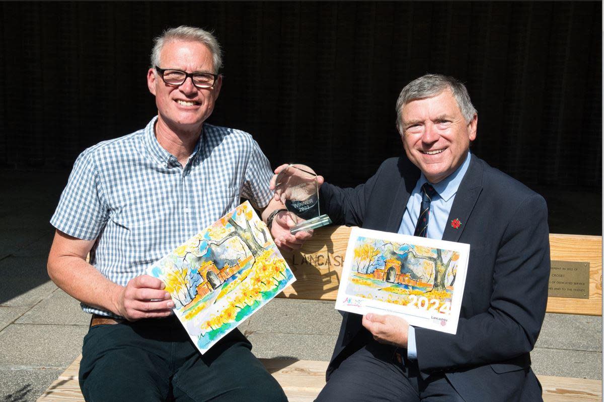 Lancashire Artist of the Year 2023 winner Martin Williamson (left) with County Councillor Peter Buckley <i>(Image: Lancashire County Council)</i>