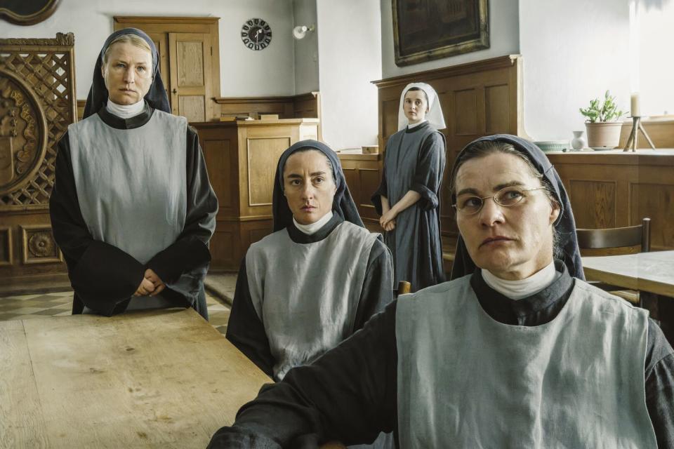 Die Ordensschwestern im Münchner Tatort (von links) Barbara (Corinna Harfouch), Klara (Constanze Becker), Antonia (Maresi Riegner) und Jacoba (Petra Hartung)