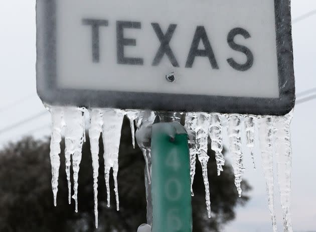 Winter storm Uri brought historic cold weather and power outages to Texas in February 2021. (Photo: Joe Raedle/Getty Images)