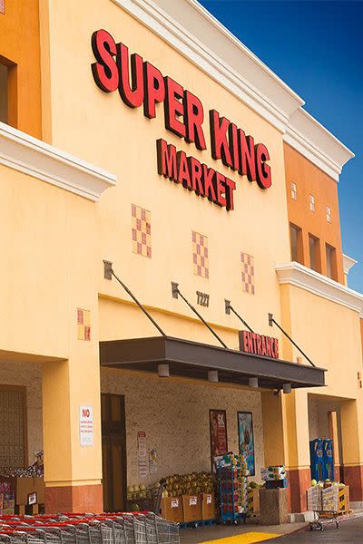 2) Super King Market