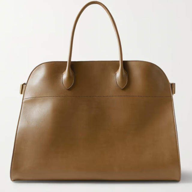 Loewe's Horseshoe Bag Is The House's Chic Take On Business-Casual