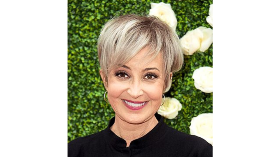 annie potts, 70