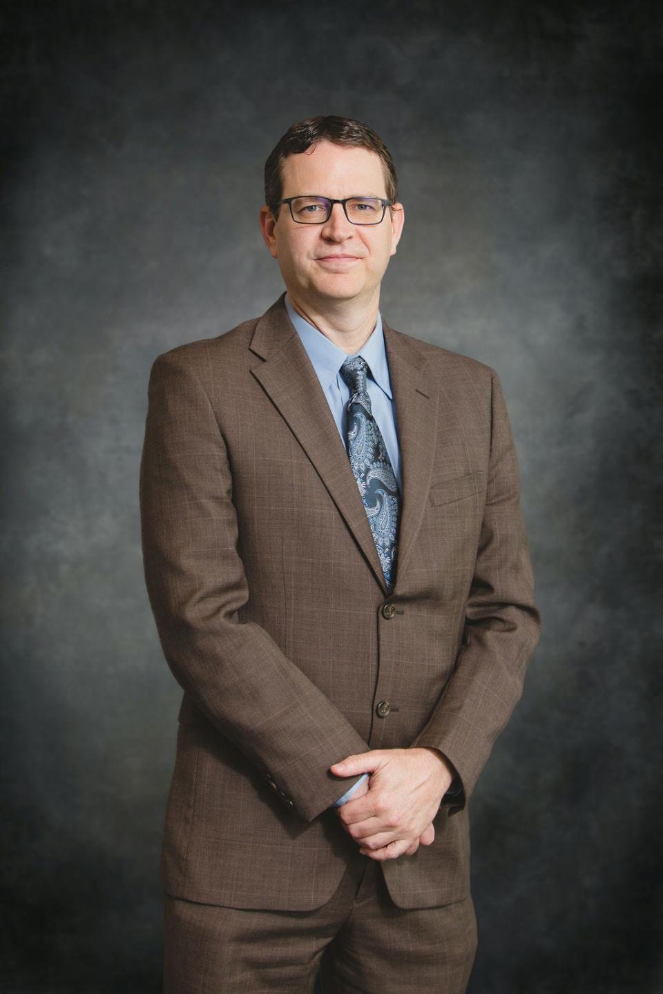 Dr. Todd Niemeier of Professional Eyecare Associates is the 2024 Optometrist of the Year