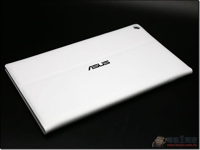 ASUS ZenPad 8.0Z380KL追劇神器開箱評測 搭配充電背蓋、音響皮套更好玩的八吋平板電腦