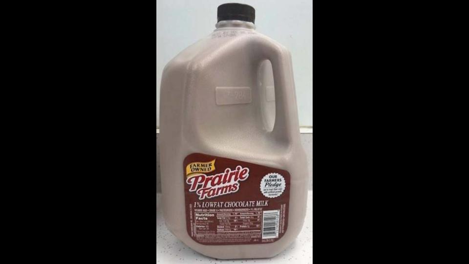 Prairie Farms has issued a limited voluntary recall on Nov. 25, 2020, of its Prairie Farms Premium Flavored Chocolate Milk gallons and Prairie Farms 1% Lowfat Chocolate Milk gallons because they were not labeled for an egg allergen that may be present in the drinks. This is the latter.