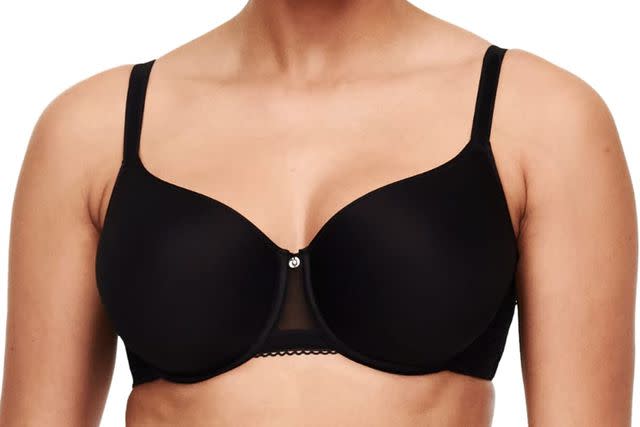 JUSTIN Woman Push Up Bra in different cup sizes