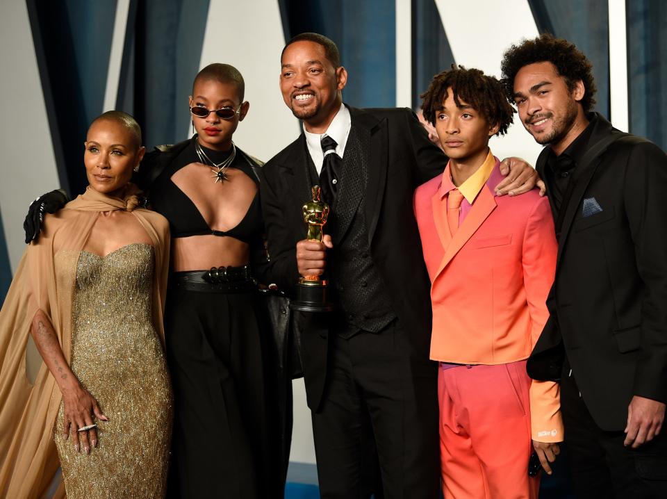 Jada Pinkett Smith, Willow Smith, Will Smith, Jaden Smith, and Trey Smith arrive at the Vanity Fair Oscar Party in March 2022.