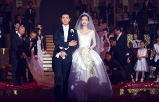 黃曉明、Angelababy今（2022）年1月28日宣佈離婚。（圖／翻攝自微博）