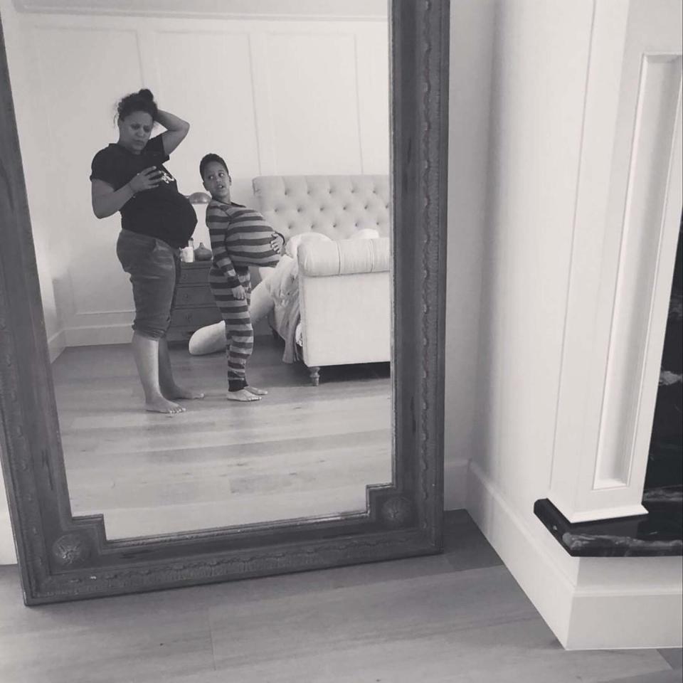 TIA MOWRY-HARDRICT COMPARING BELLIES WITH SON CREE