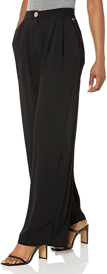 A|X ARMANI EXCHANGE Women's Pleated Wide Leg Trouser Pants, Black, 2. (Photo: Amazon SG)