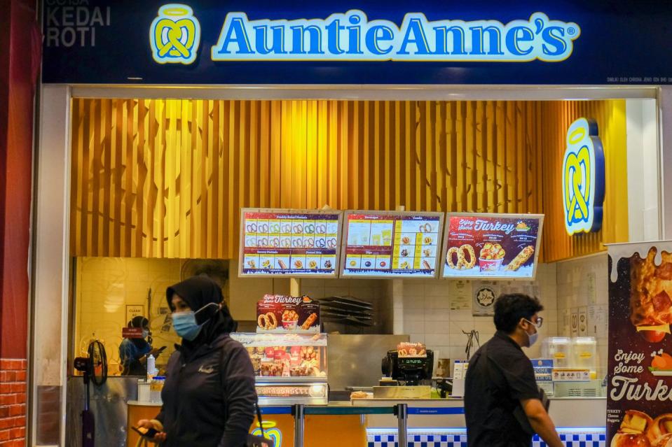 auntie anne's