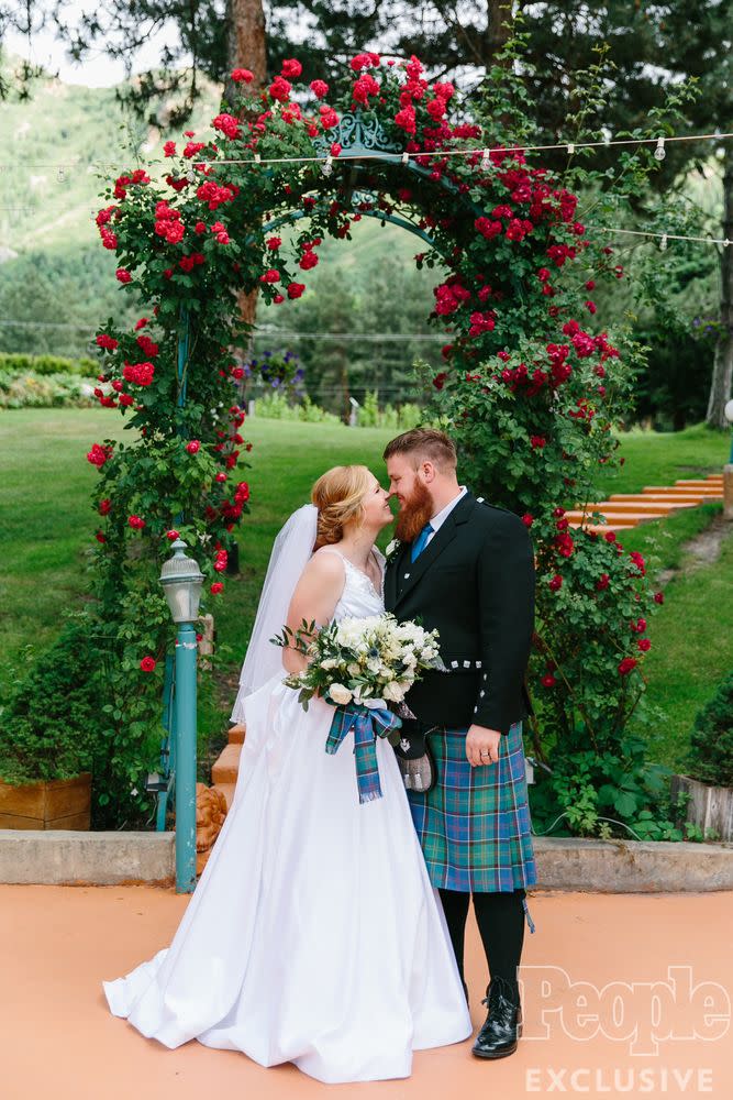 Sister Wives' Aspyn Brown Marries Mitch Thompson: All the Photos