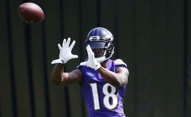 Can Jeremy Maclin pick up where Steve Smith Sr. left off? (AP)