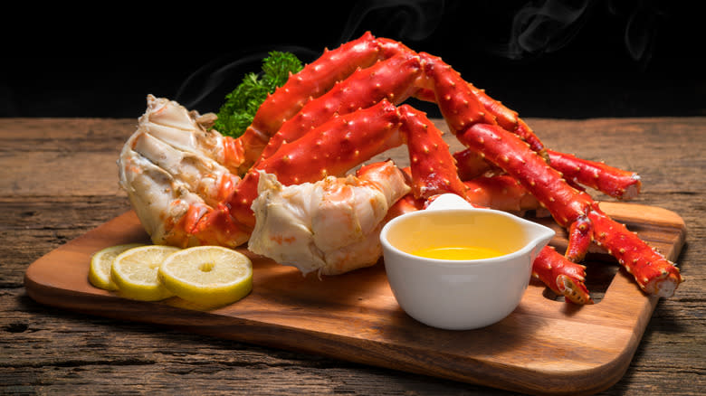 crab legs with melted butter