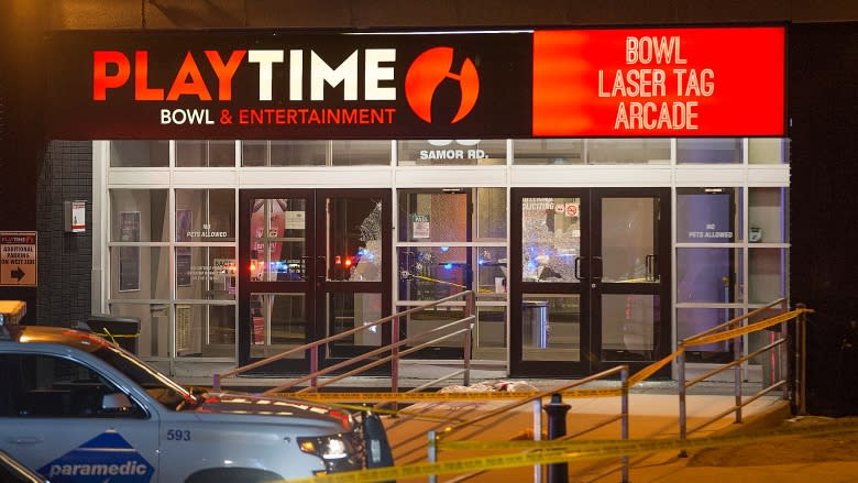 Innocent bystander among 2 dead in shooting at North York bowling alley, police say