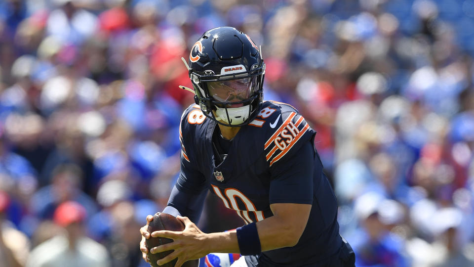 Chicago Bears quarterback Caleb Williams was scherp tijdens zijn debuut in het voorseizoen. (AP-foto/Adrian Kraus)