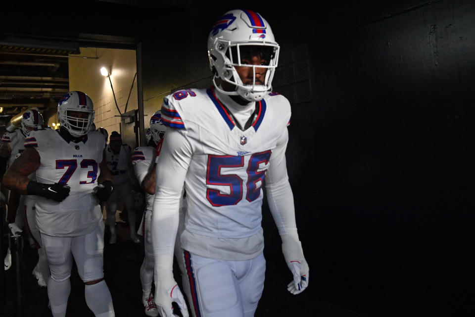 Bills defensive end <a class="link " href="https://sports.yahoo.com/nfl/players/29243/" data-i13n="sec:content-canvas;subsec:anchor_text;elm:context_link" data-ylk="slk:Leonard Floyd;sec:content-canvas;subsec:anchor_text;elm:context_link;itc:0">Leonard Floyd</a> (56) Credit: Eric Hartline-USA TODAY Sports