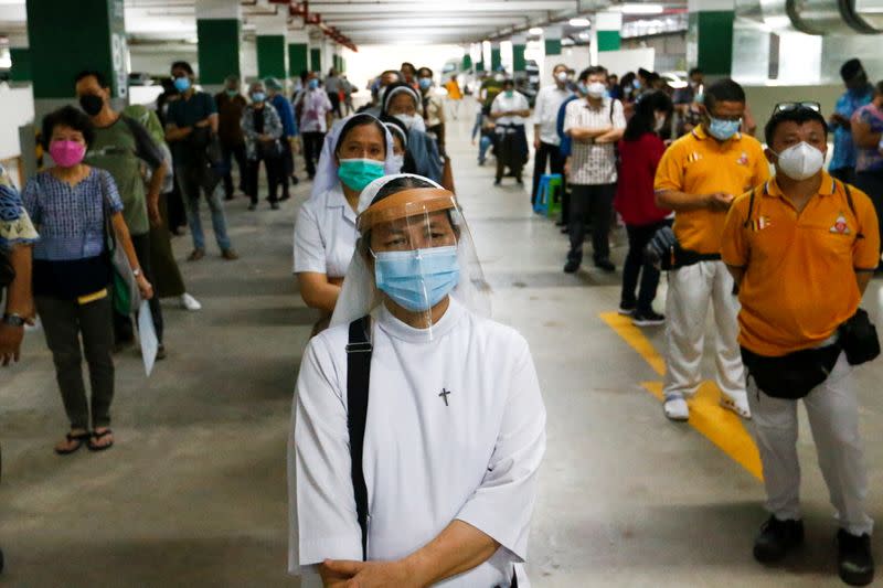 Mass vaccination program for clergy at the Grand Istiqlal Mosque in Jakarta