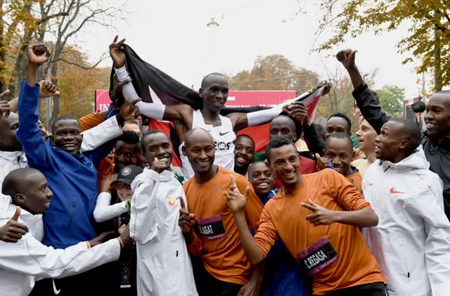 Kipchoge was cheered on by bumper crowds in Vienna.