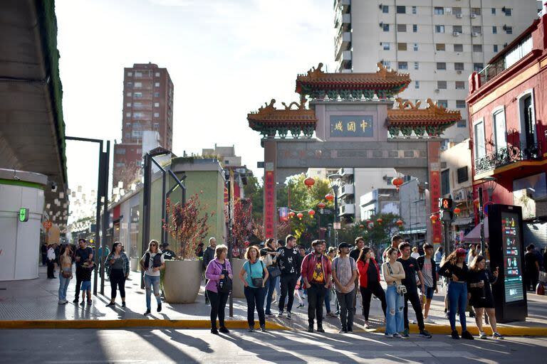 A pesar de la creencia popular y del nombre, el Barrio Chino se estableció en los 80 a raíz de la inmigración taiwanesa, para luego crecer durante la inmigración china