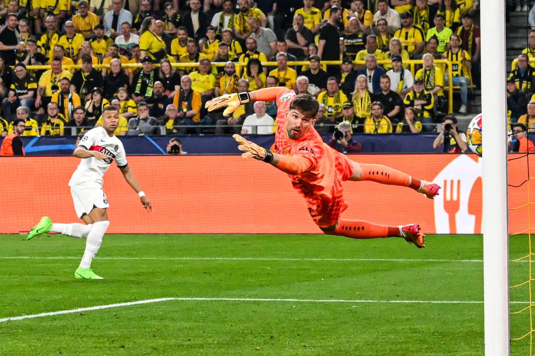 DORTMUND - Goal attempt by Kylian Mbappe of Paris Saint Germain during the UEFA Champions League semi-final match between Borussia Dortmund and Paris Saint Germain at Signal Iduna Park on May 1, 2024 in Dortmund, Germany. ANP | Hollandse Hoogte | GERRIT VAN COLOGNE (Photo by ANP via Getty Images)