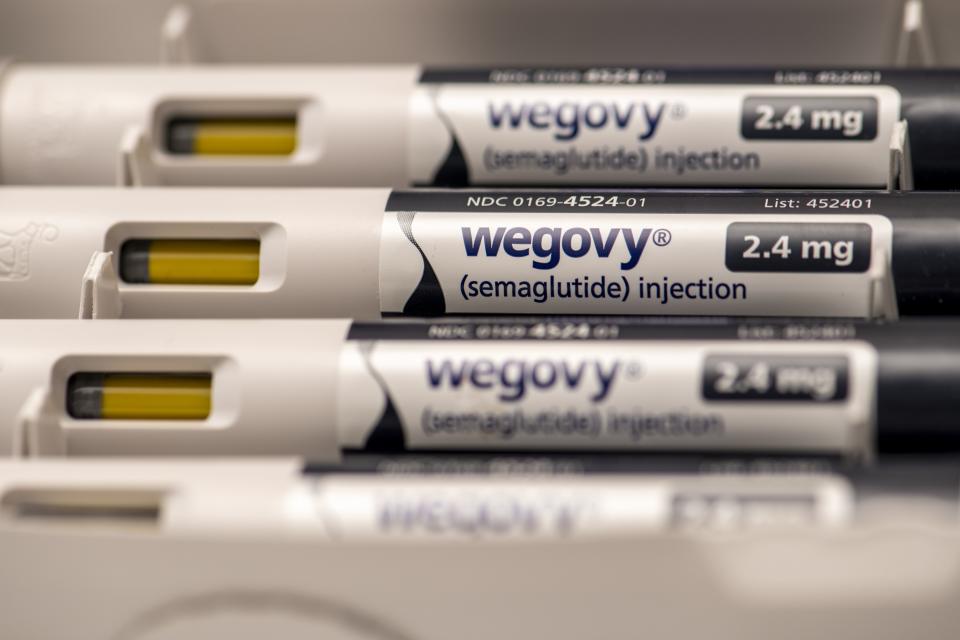 Muestras de Wegovy, un medicamento inyectable de prescripción para la pérdida de peso que ha ayudado a las personas con obesidad. (Michael Siluk/UCG/Universal Group vía Getty)