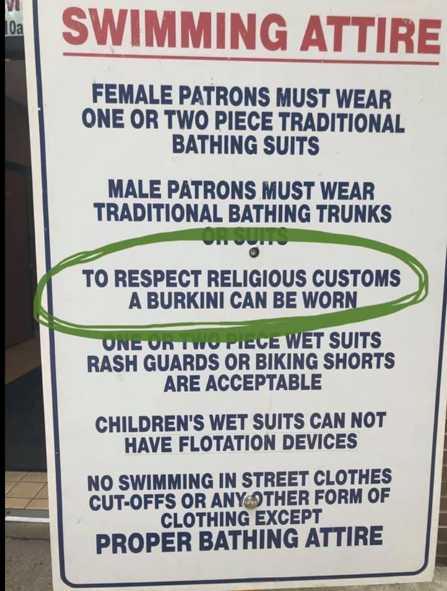 Long Island resident Ruhee Kapadia was thrilled to see this new sign at her local pool. She said it's a win for the Muslim community. (Photo: Photo provided by Ruhee Kapadia)