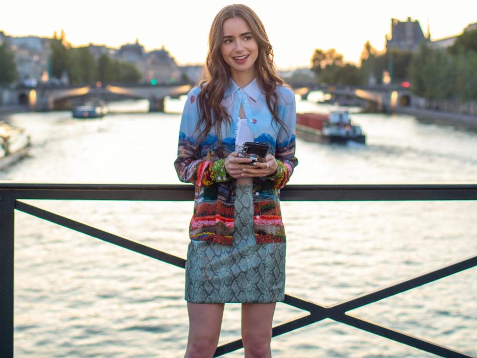 lily collins emily in paris