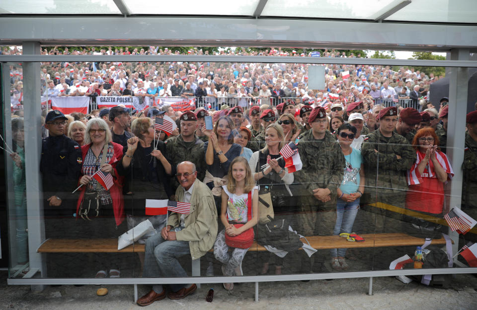 Crowds of people listen Trump's&nbsp;speech.&nbsp;